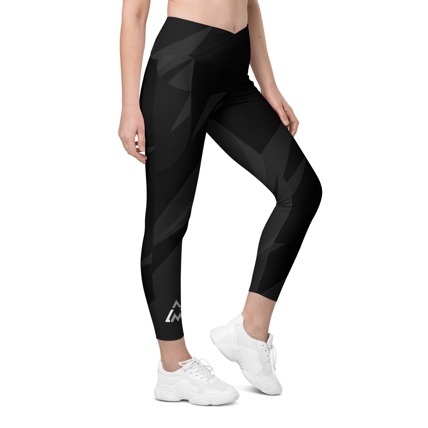 AM Crossover Leggings with Pockets